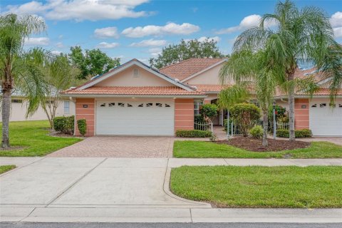 Villa ou maison à vendre à North Port, Floride: 3 chambres, 155.24 m2 № 1106293 - photo 1