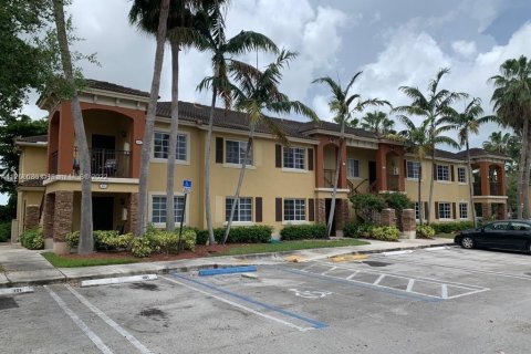 Condominio en venta en Homestead, Florida, 2 dormitorios № 77477 - foto 9