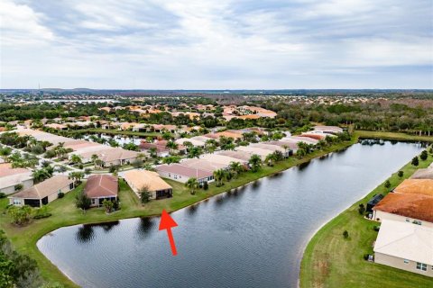 Casa en venta en Wimauma, Florida, 2 dormitorios, 201.51 m2 № 1347324 - foto 2