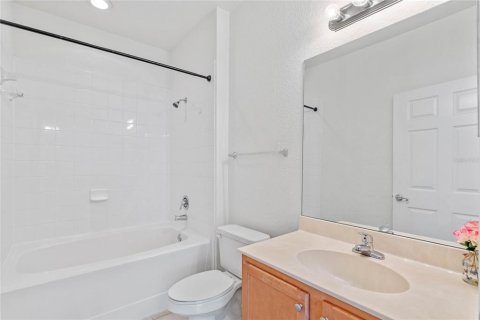 Condominio en venta en Orlando, Florida, 3 dormitorios, 135.36 m2 № 1197569 - foto 11