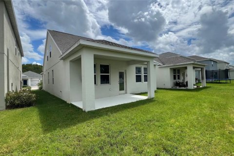 Villa ou maison à vendre à Kissimmee, Floride: 3 chambres, 181.16 m2 № 1354842 - photo 4