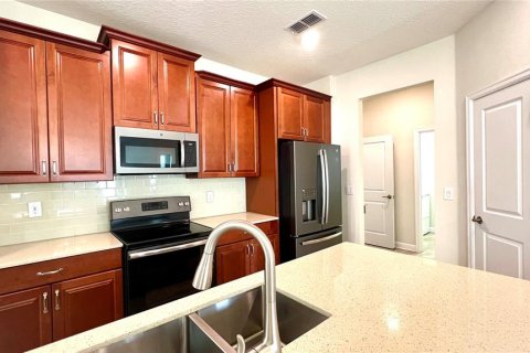 Casa en venta en Kissimmee, Florida, 3 dormitorios, 181.16 m2 № 1354842 - foto 12