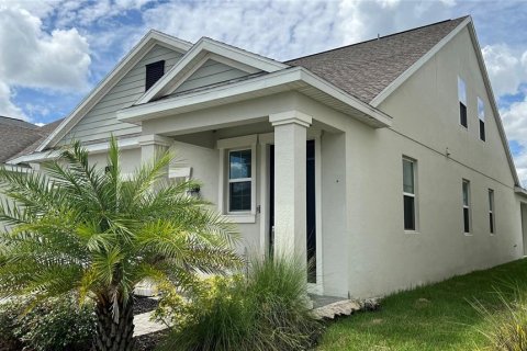 House in STOREY LAKE in Kissimmee, Florida 3 bedrooms, 181.16 sq.m. № 1354842 - photo 3