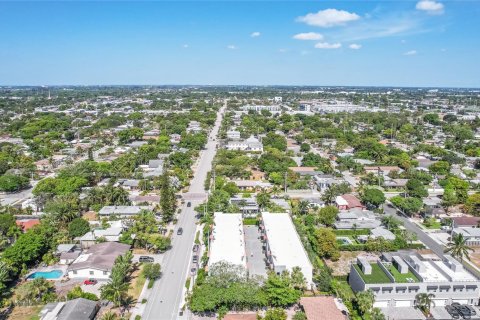 Touwnhouse à vendre à Doral, Floride: 3 chambres, 181.72 m2 № 1217654 - photo 1