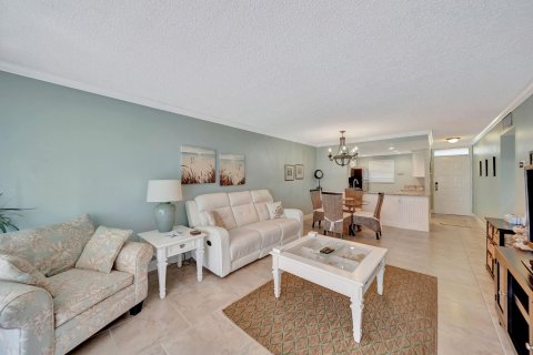 Condo in Lauderdale-by-the-Sea, Florida, 2 bedrooms  № 1217644 - photo 8
