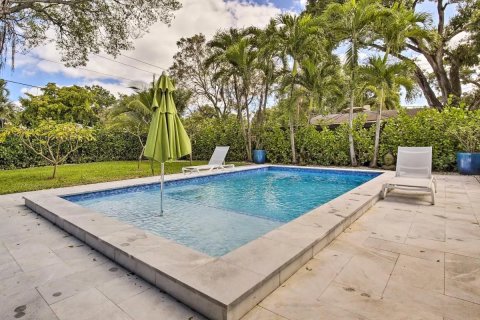 Villa ou maison à vendre à Fort Lauderdale, Floride: 2 chambres, 95.32 m2 № 1217645 - photo 2