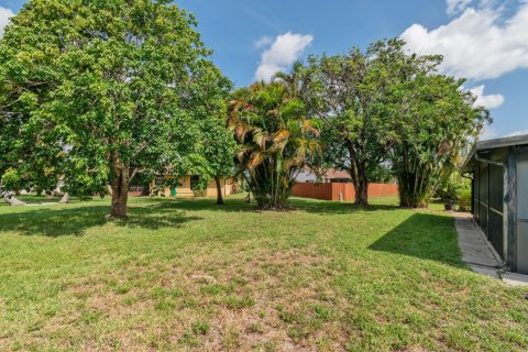 Villa ou maison à vendre à Lake Worth, Floride: 3 chambres, 135.27 m2 № 1217646 - photo 4