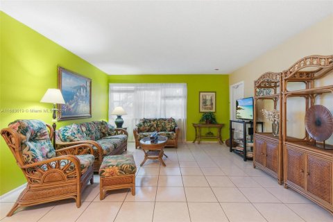 Condominio en venta en Pompano Beach, Florida, 2 dormitorios, 87.33 m2 № 1417182 - foto 7