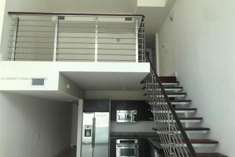 Condominio en venta en Miami, Florida, 1 dormitorio, 88.44 m2 № 1417180 - foto 3