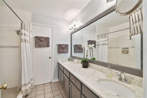 Casa en venta en Tampa, Florida, 3 dormitorios, 133.78 m2 № 1371702 - foto 23