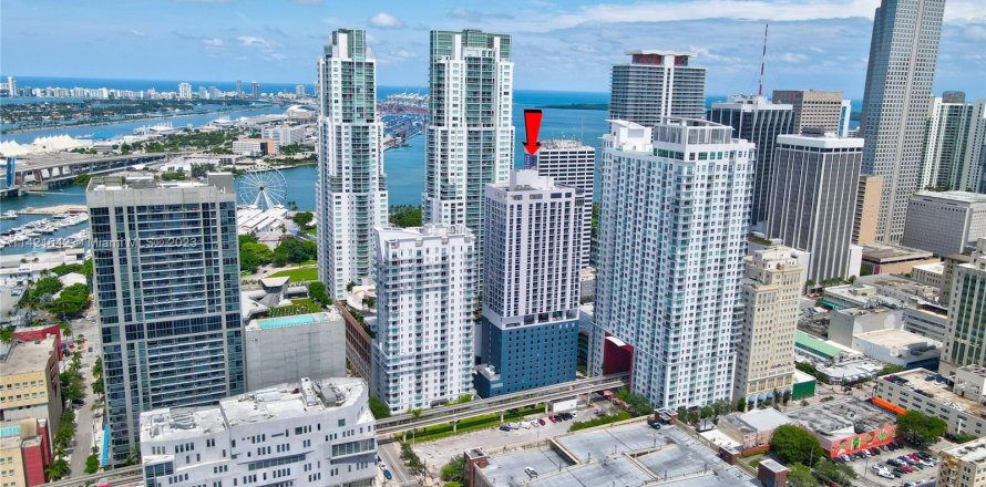 Condo à Miami, Floride, 1 chambre  № 617272