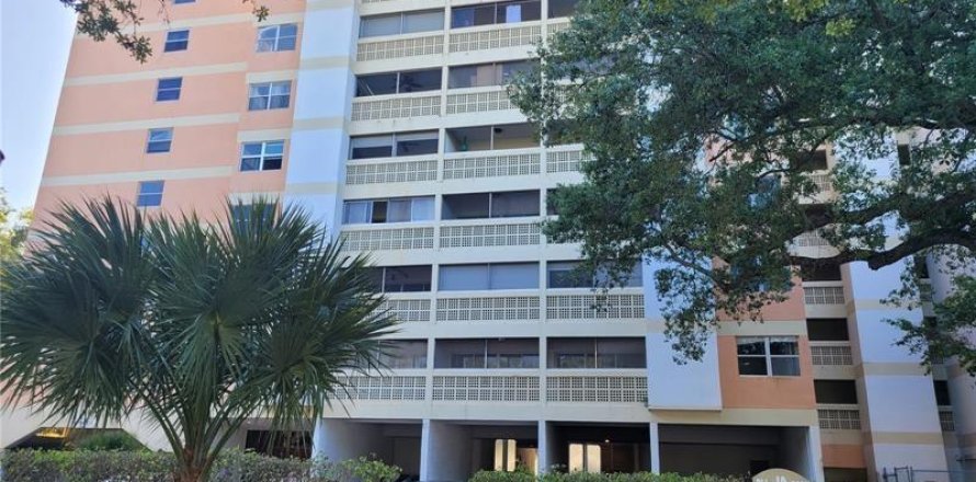 Condo à Lauderhill, Floride, 2 chambres  № 825819