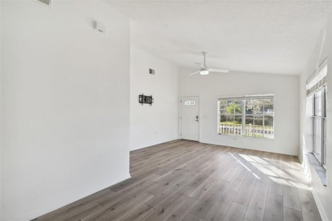 Villa ou maison à vendre à Tampa, Floride: 3 chambres, 102.38 m2 № 1083672 - photo 27