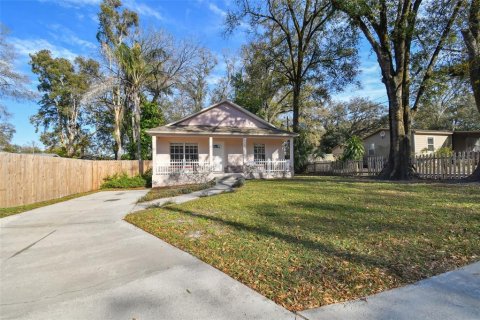 Villa ou maison à vendre à Tampa, Floride: 3 chambres, 102.38 m2 № 1083672 - photo 2
