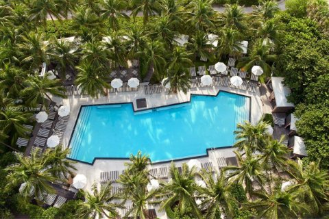 Condo in Miami Beach, Florida, 1 bedroom  № 1127218 - photo 10