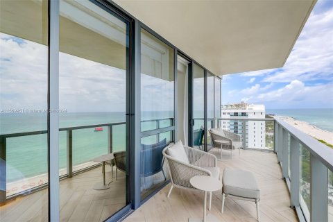 Condo in Miami Beach, Florida, 1 bedroom  № 1127218 - photo 30