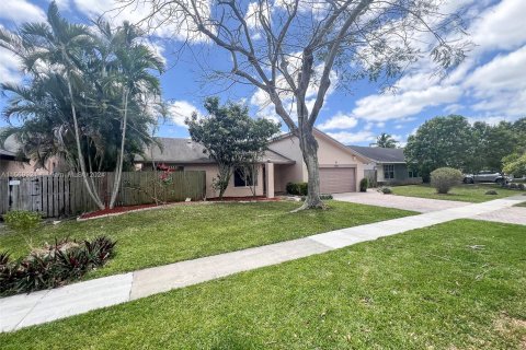 Villa ou maison à vendre à Lauderhill, Floride: 3 chambres, 175.96 m2 № 1127217 - photo 15