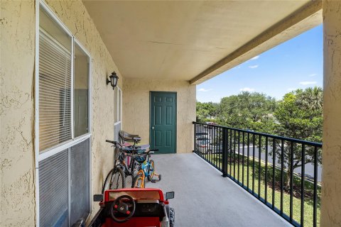 Condominio en venta en Coral Springs, Florida, 1 dormitorio, 91.04 m2 № 1139203 - foto 8