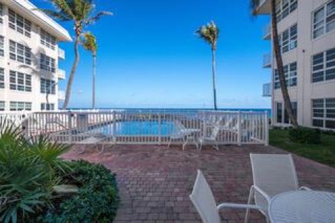 Condo in Gulf Stream, Florida, 1 bedroom  № 1139150 - photo 7