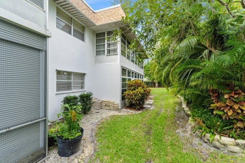 Condominio en venta en Stuart, Florida, 2 dormitorios, 97.45 m2 № 614808 - foto 4