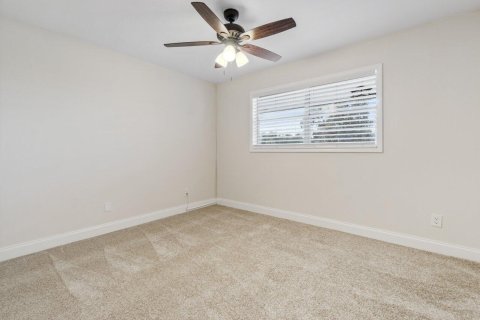 Condominio en venta en Stuart, Florida, 2 dormitorios, 97.45 m2 № 614808 - foto 11