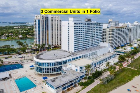 Купить коммерческую недвижимость в Майами-Бич, Флорида № 1147711 - фото 1