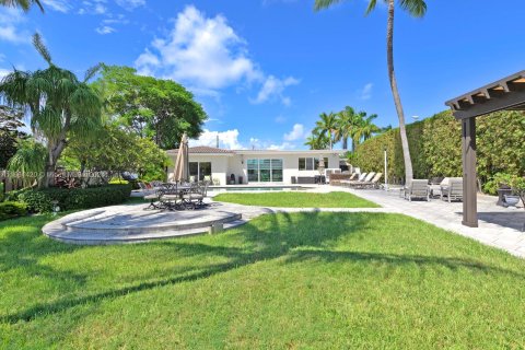 Villa ou maison à vendre à Miami Beach, Floride: 3 chambres, 223.24 m2 № 1391944 - photo 17