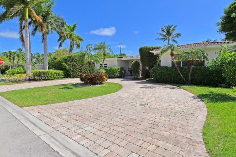 Villa ou maison à vendre à Miami Beach, Floride: 3 chambres, 223.24 m2 № 1391944 - photo 7