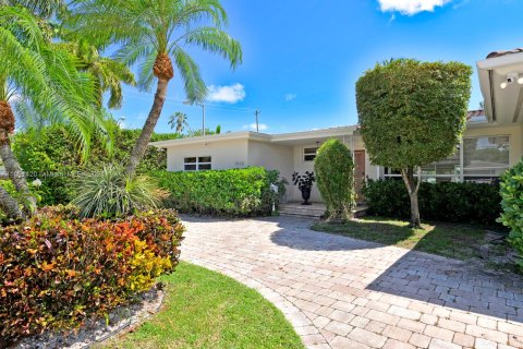 Villa ou maison à vendre à Miami Beach, Floride: 3 chambres, 223.24 m2 № 1391944 - photo 8