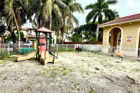 Casa en venta en Miramar, Florida, 3 dormitorios, 164.07 m2 № 1269163 - foto 28