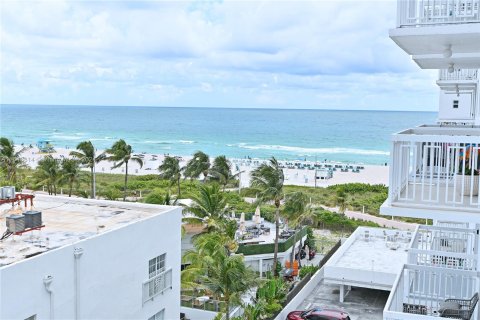 Copropriété à vendre à Miami Beach, Floride: 1 chambre, 60.85 m2 № 1353794 - photo 14