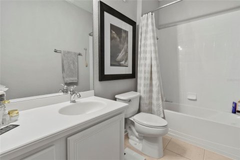 Condominio en venta en Orlando, Florida, 3 dormitorios, 182.27 m2 № 1401039 - foto 17