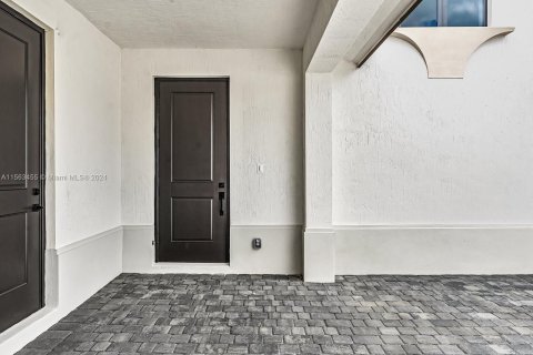 Casa en venta en Cooper City, Florida, 4 dormitorios, 370.22 m2 № 1099536 - foto 4
