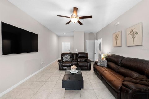 Adosado en venta en Tampa, Florida, 3 dormitorios, 151.8 m2 № 1396353 - foto 6