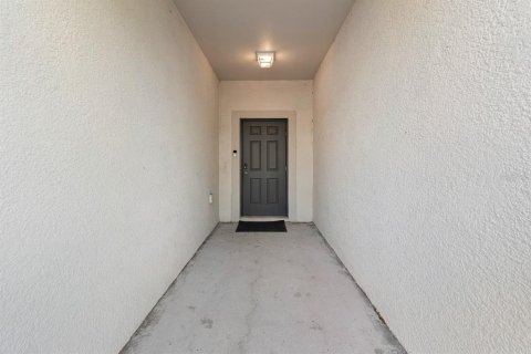 Adosado en venta en Tampa, Florida, 3 dormitorios, 151.8 m2 № 1396353 - foto 4