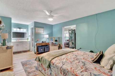 House in Delray Beach, Florida 1 bedroom, 92.34 sq.m. № 1221454 - photo 17