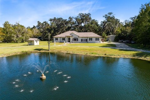 Villa ou maison à vendre à Edgewater, Floride: 4 chambres, 326.55 m2 № 835153 - photo 3