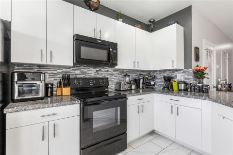 Adosado en venta en Miami, Florida, 3 dormitorios, 155.24 m2 № 959421 - foto 22