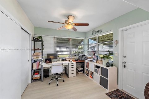 Casa en venta en Hollywood, Florida, 2 dormitorios, 102.01 m2 № 1328782 - foto 15