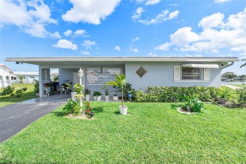 Casa en venta en Hollywood, Florida, 2 dormitorios, 102.01 m2 № 1328782 - foto 1