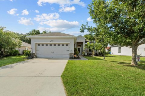 Villa ou maison à vendre à Winter Haven, Floride: 3 chambres, 191.56 m2 № 1349857 - photo 2