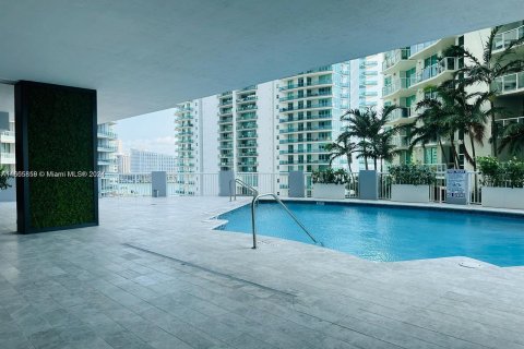 Apartamento en alquiler en Miami, Florida, 1 dormitorio, 58.53 m2 № 1355214 - foto 6