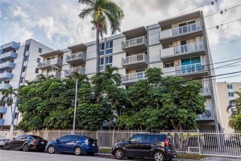 Condominio en venta en Miami Beach, Florida, 1 dormitorio, 74.79 m2 № 1355209 - foto 25