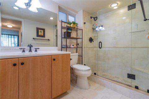 Condo in Miami Beach, Florida, 1 bedroom  № 1355209 - photo 5