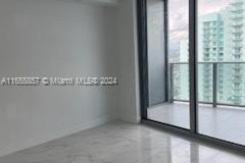 Condo in Miami, Florida, 2 bedrooms  № 1355213 - photo 15