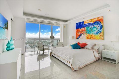 Condo in Miami Beach, Florida, 2 bedrooms  № 1382028 - photo 12