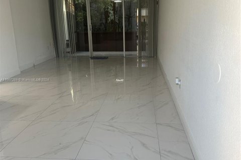 Copropriété à vendre à Miami, Floride: 2 chambres, 89.93 m2 № 1382027 - photo 1