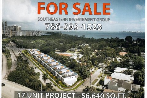 Propiedad comercial en venta en Miami, Florida № 1098499 - foto 1