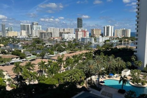 Condominio en venta en Aventura, Florida, 3 dormitorios, 157.93 m2 № 785292 - foto 15