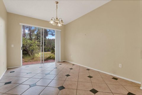 House in Lutz, Florida 5 bedrooms, 381.09 sq.m. № 1285484 - photo 4